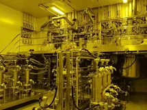 Fully PFA-coated filtration system designed for cleanroom applications, offering excellent chemical resistance and low contamination risk.